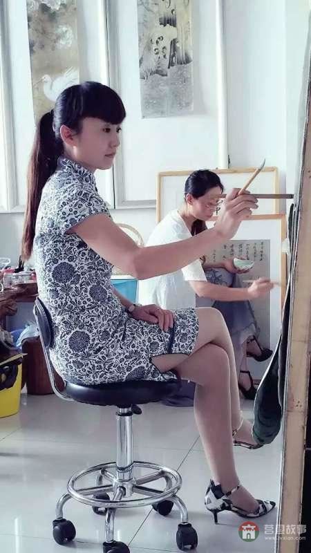 莒國(guó)文化源遠(yuǎn)流長(zhǎng)，山東莒縣美女畫家李修英工筆畫選