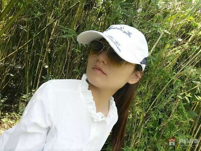 莒國(guó)文化源遠(yuǎn)流長(zhǎng)，山東莒縣美女畫家李修英工筆畫選