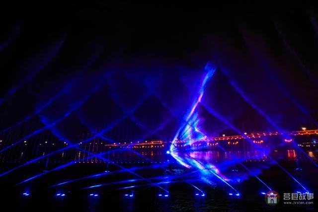 莒縣沭河濕地公園，上演激光水幕音樂噴泉，真是太棒了