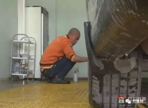 哥哥下落不明，和媳婦離婚，日照小伙帶精神病媽媽打工六年……想有個(gè)家！