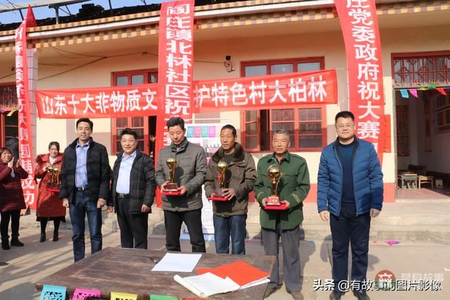 首屆人類非物質文化遺產(chǎn)過門箋大賽在莒縣閻莊鎮(zhèn)大柏林村隆重舉行